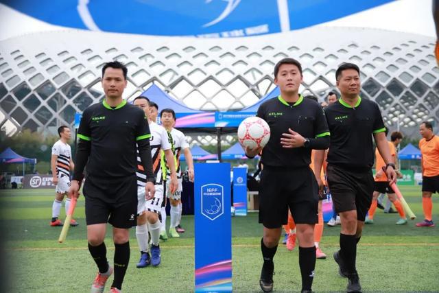 CCTV5直播，中国男足对阵乌兹别克斯坦，男足将迎来复仇之战
